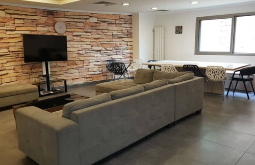 Hamra House | Apartment rooms with terrace, gym, laundry room. Near Lau and Byblos marketplace