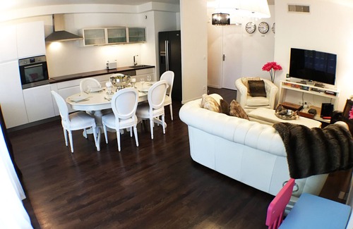Ferney-Voltaire Apartment | Apart near Airport, Palexpo, UN, WHO, ICRC, ILO, Cern, Arena/3 beds - 2 baths