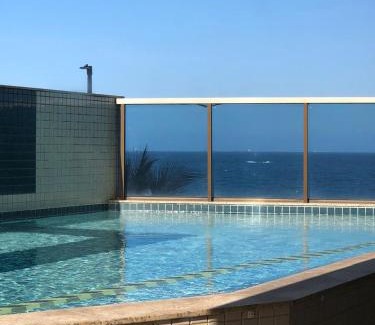 Itapua Apartment | Apart. reformado em Vila Velha no Espírito Santo frente ao mar