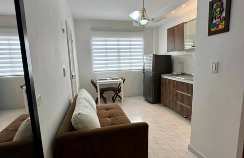 Cali House | Aparta estudio Nawi con aire