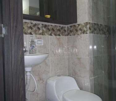 Pereira Apartment | Apartaestudio en Pereira con vista al viaducto - Beatiful apartment with city view