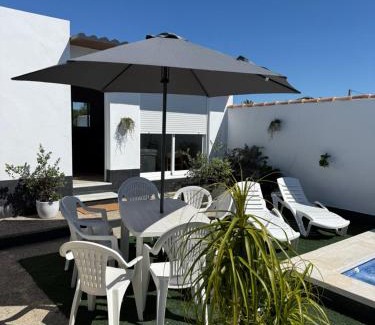 Chiclana de la Frontera House | Apartamento con piscina y jardín