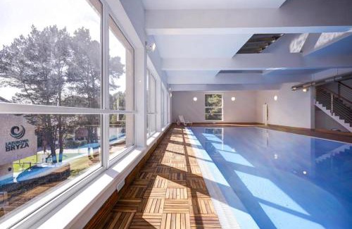 Poddabie Apartment | Apartament 11B Niebieskie Apartamenty Poddąbie dawniej Blue Marine z basenem krytym, odkrytym, salą zabaw, animacjami