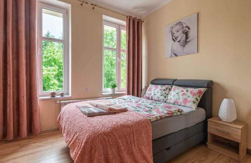Brzezinka Apartment | Apartament 45m2 - Sunny&Quiet - VERY CLOSE to Auschwitz Museum !