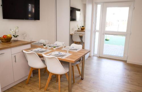 Poddabie Apartment | APARTAMENT 6B BLUE MARINE Poddąbie Basen odkryty brodziki plac zabaw