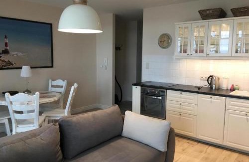 Rewal Apartment | Apartament Amalia z widokiem na morze