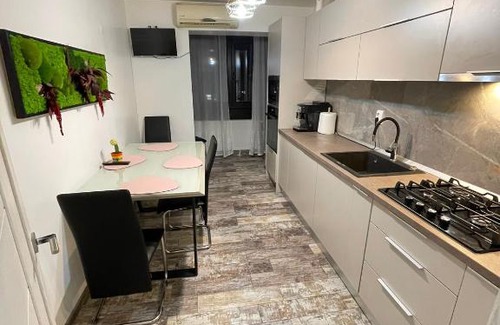 Cornu Apartment | Apartament de LUX - Ultracentral Campina