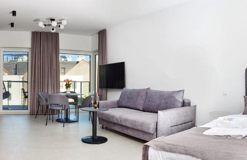 Wilkasy Apartment | Apartament E10 w Nautica Resort nad jeziorem w Giżycku