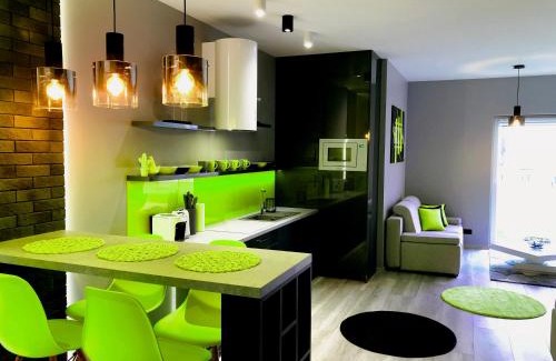 Wilkasy Apartment | APARTAMENT ELEGANCE GREEN w Nautica Resort