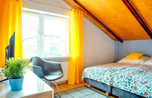Cetniewo House | Apartament i pokoje gościnne Zawisza