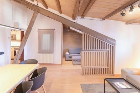 Puigcerda Apartment | Apartament la Guineu