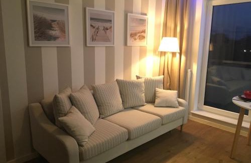 Elblag Apartment | Apartament Marine Holiday Elbląg - winda -Parking w HALI GARAŻOWEJ -GRATIS -Business stays