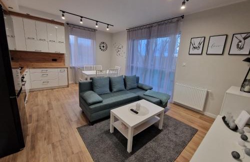 Klodzko Miasto Apartment | Apartament na Letniej z garażem "Domowe Zacisze"