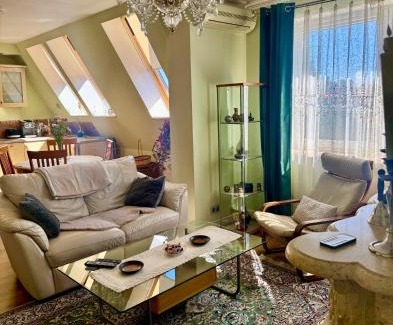 Szczawno-Zdroj Apartment | Apartament Pers - apartament na wyłączność, klimatyzacja, kominek, free parking,
