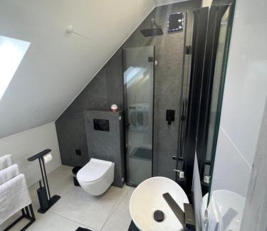 Kielce Apartment | APARTAMENT PIEKOSZOWSKA Targi Domek Parking