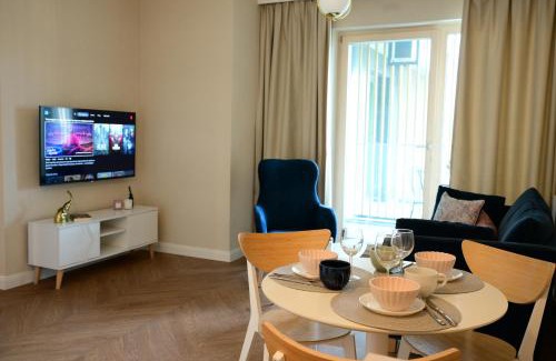 Powisle Apartment | Apartament Powiśle Deluxe with Parking