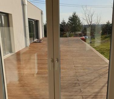 Sroda Wielkopolska Apartment | Apartament w zieleni do wynajęcia blisko jeziora