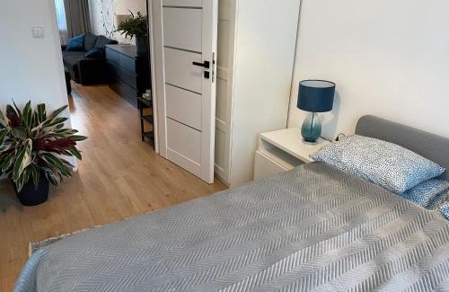Kielce Apartment | Apartament w ZIELONEJ OKOLICY z TARASEM