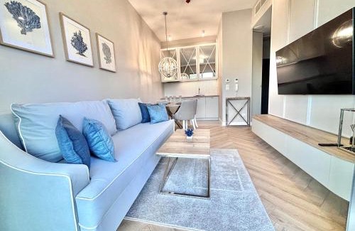 Olsztyn Apartment | Apartament WHITE GLOVE Prestige Nad Zatoką jezioro Ukiel