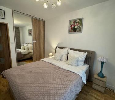 Grochow Apartment | Apartament Wiatraczna