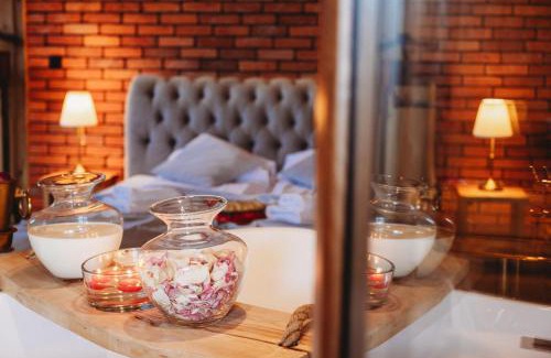 gmina Stare Miasto Apartment | Apartament z wanną wolnostojącą