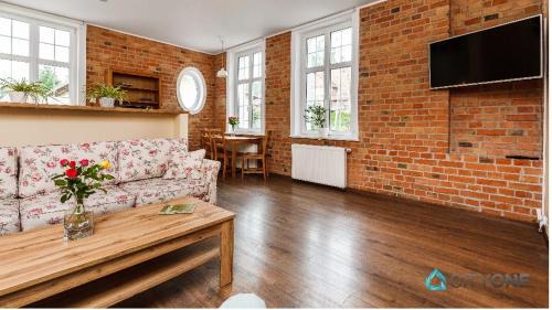 Oliwa Apartment | Apartament z Werandą w Dworku Oliwskim