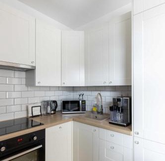 Kielce Apartment | Apartament Zagnańska Patio Vita- z garażem podziemnym i klimatyzacją