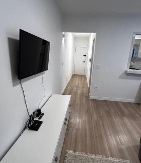 Andorinha Apartment | Apartamento à 100 metros do mar - Meia Praia