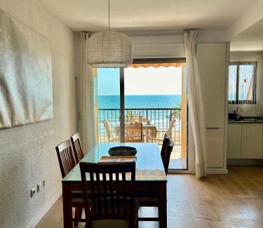 Port Saplaya Apartment | Apartamento 1 línea playa Porsa playa Alboraya