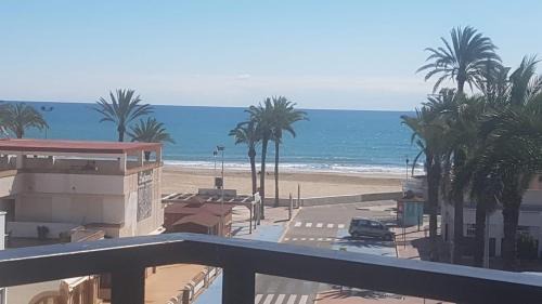 Playa Pobla de Farnals Apartment | Apartamento 1ª línea de Playa