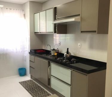 Andorinha Apartment | Apartamento 2 dormitórios a 300 metros do mar na Meia Praia - Itapema-sc