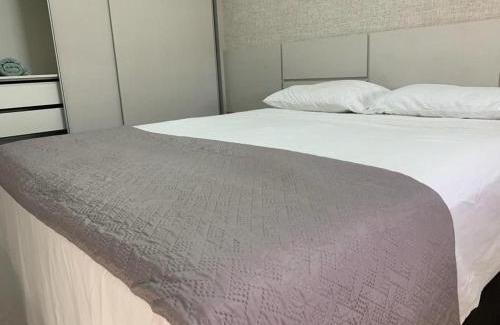 Setor Bueno Apartment | Apartamento 2Q Próximo ao Albert Einstein EC1003