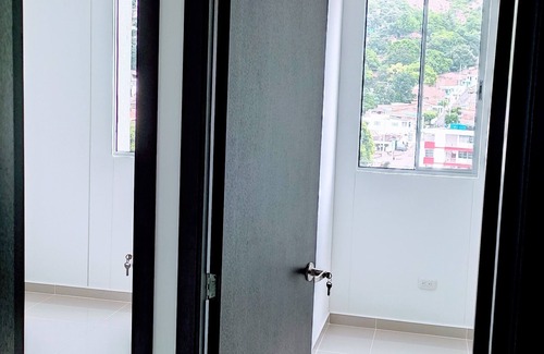 San Jose de Cucuta Apartment | Apartamento 3 Habitaciones Nuevo con Aire, Piscina y Gimnasio