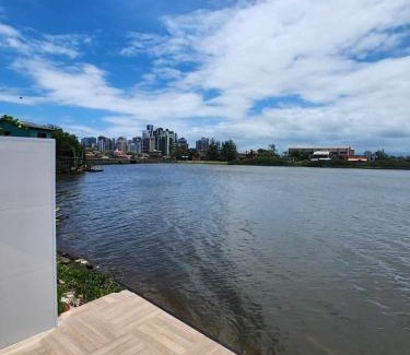 Passo de Torres Apartment | Apartamento-3 pé na areia, churrasqueira, acesso a lagoa, vista para rio, Torres e serra gaúcha