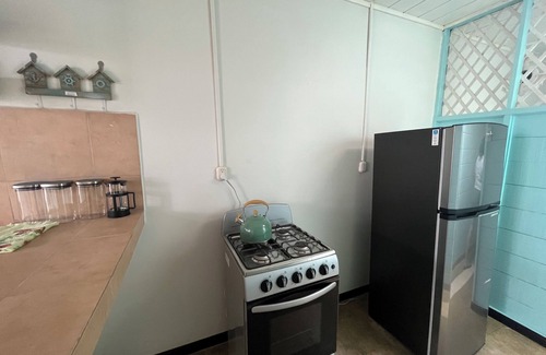 Puntarenas Apartment | Apartamento Acogedor a 20 Metros de la Playa