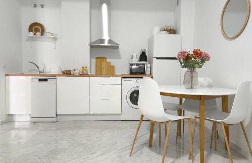 Parque Alcosa Apartment | Apartamento acogedor - piscina - parking