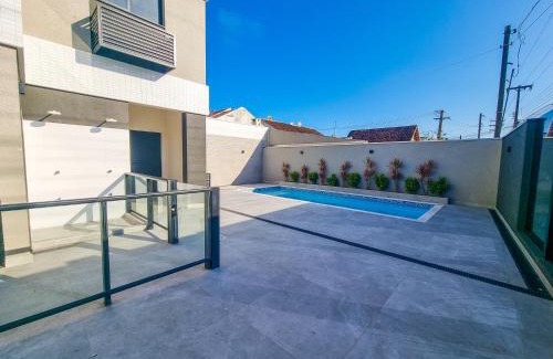 Matinhos Apartment | Apartamento ampla sacada vista mar e piscina em Matinhos PR