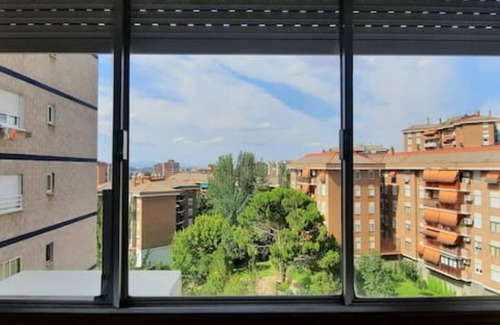 San Blas-Canillejas Apartment | Apartamento Amplio, Luminoso y Bien Comunicado