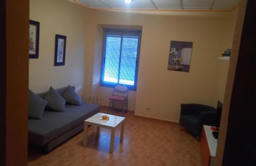 Elche De La Sierra Apartment | Apartamento avenida