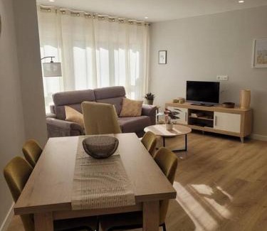 Romareda Apartment | Apartamento Azabache