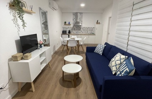 Valdepenas Apartment | Apartamento Blanco en Valdepeñas, en pleno centro histórico de la ciudad