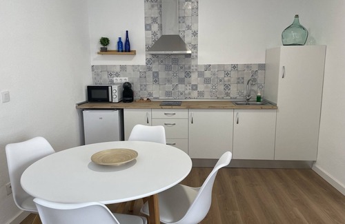 Valdepenas Apartment | Apartamento Blanco en Valdepeñas, en pleno centro histórico de la ciudad