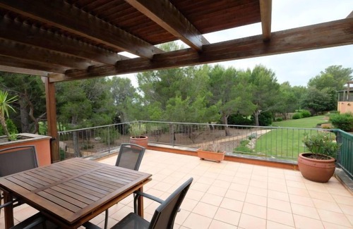 Bonmont Terres Noves Apartment | Apartamento Bonmont by Interhome