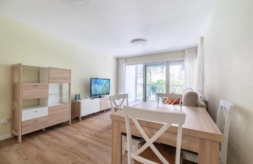 Casco Vello Apartment | Apartamento Cánovas Vigo Center