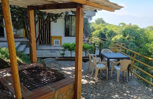 Robledo Apartment | Apartamento Campestre Medellin