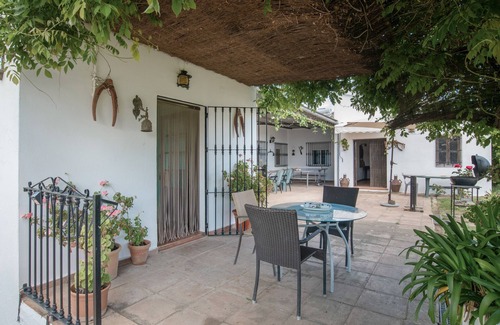 Arriate Apartment | Apartamento Cantarrana 1" with mountain views, pool, Wi-Fi, and air conditioning