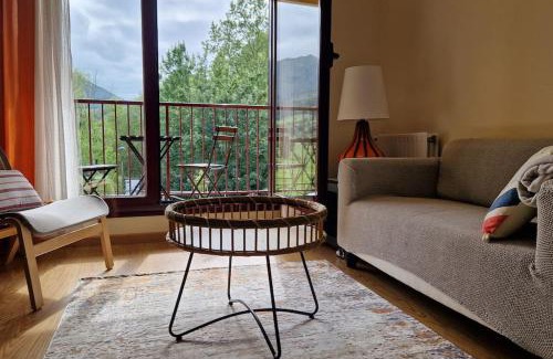 Panes Apartment | Apartamento Cares Deva by Casas de Los Picos