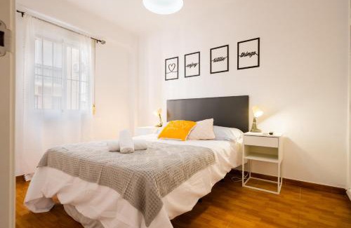 San Roque Apartment | APARTAMENTO CERCA DEL CENTRO Y ESTACION DE TREN,PARKING PRIVADO GRATIS, BICIS GRATIS