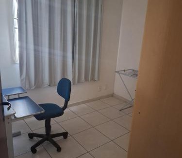 Industrial Apartment | Apartamento Charmoso no térreo