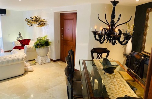 Laureles - Estadio House | Apartamento